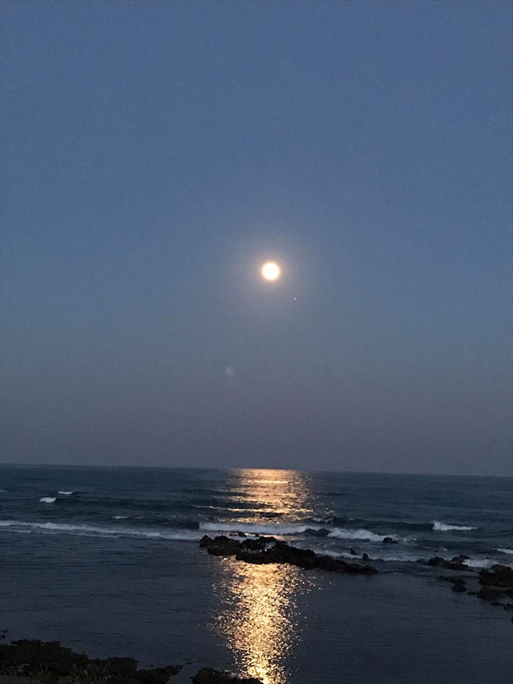 luna llena en el mediterráneo