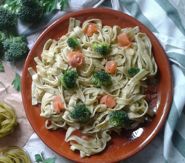 Plato de pasta que inspira la sección de recetas