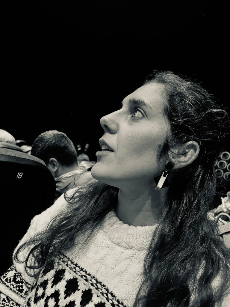 Imagen de Sandra Carbajo, integrante de los retos de deshojando palabras en historias entre fogones.